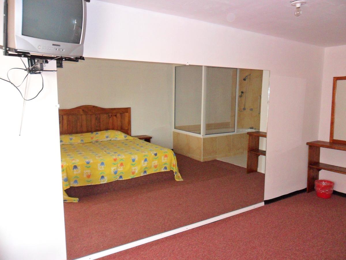 Hotel Las Cabanas San Felipe del Progreso Eksteriør billede